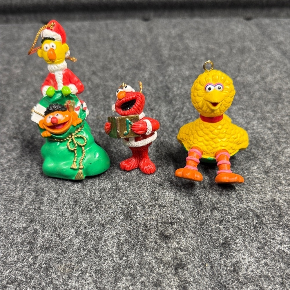 1998 Vintage Sesame Street Holiday Action Ornaments - Red, Green, Yellow